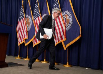 Urgente: Powell promete nuevas alzas de tasas, niega cualquier recorte «cercano», los mercados reaccionan