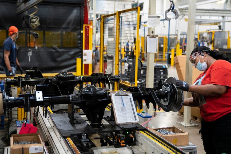 La producción industrial de Los Estados Unidos cayó en junio por segundo mes