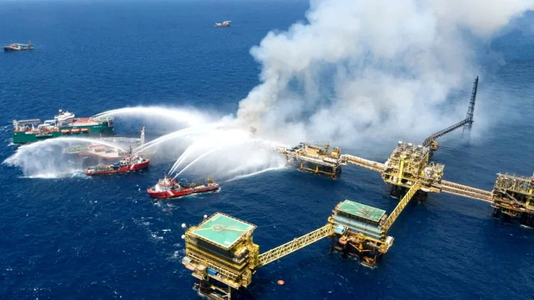 Nueva fuga en plataforma petrolera «Pemex» plantea crisis en México