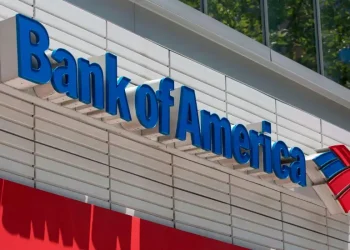 Los ahorros estadounidenses disminuyen 5.5 billones de dólares desde la crisis del coronavirus