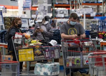 Estados Unidos: Mayor aumento de lo esperado en ventas minoristas durante julio