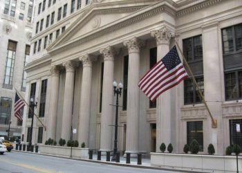 Miembro de Central Americana: Se necesitan más aumentos de tasas de interés