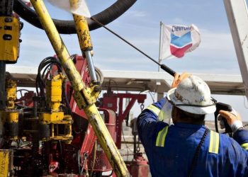 Chevron eleva la producción petrolera venezolana a 200 mil barriles diarios