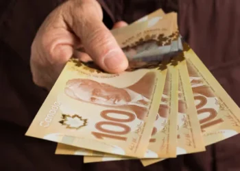 Todos los beneficios y créditos que los colombianos británicos recibirán del gobierno este otoño