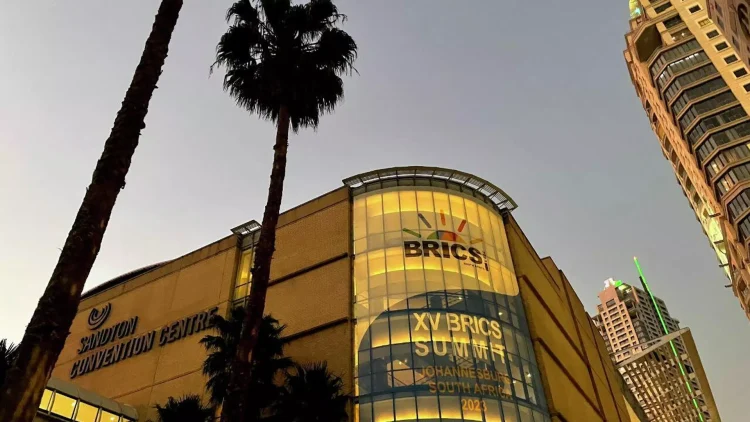 BANCO BRICS OFRECE UN GRAN PRÉSTAMO A BRASIL