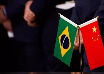 China y Brasil completan su primer comercio en moneda local