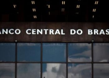 Presidente de Brasil nombra nuevos directores de banco central mientras continúan los recortes de tasas de interés