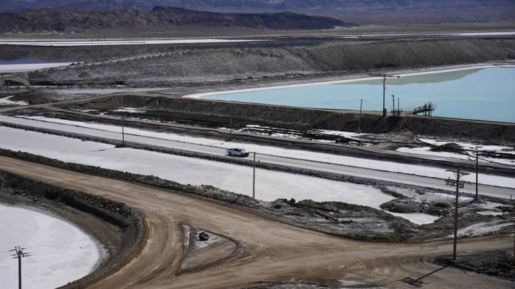 Argentina Carreras Chile Líder en Producción de Litio