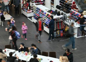 Las ventas minoristas en América superan las expectativas y aumentan un 0,7% en septiembre