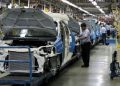 Los trabajadores automotrices estadounidenses acusan a las empresas de codicia de los trabajadores