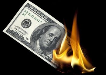 Moneda rusa golpea dólar a través de vecinos en América Latina