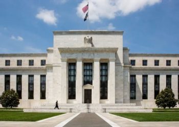 Impulsado por indicadores económicos… Expectativas de no reducir las tasas de interés