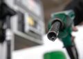 Argentina suspende exportaciones de petróleo para resolver escasez de combustible