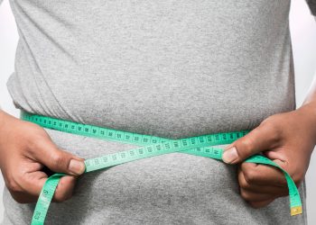 «Defraudar a la gente.» Colombia impone un «impuesto de salud» a ciertos productos