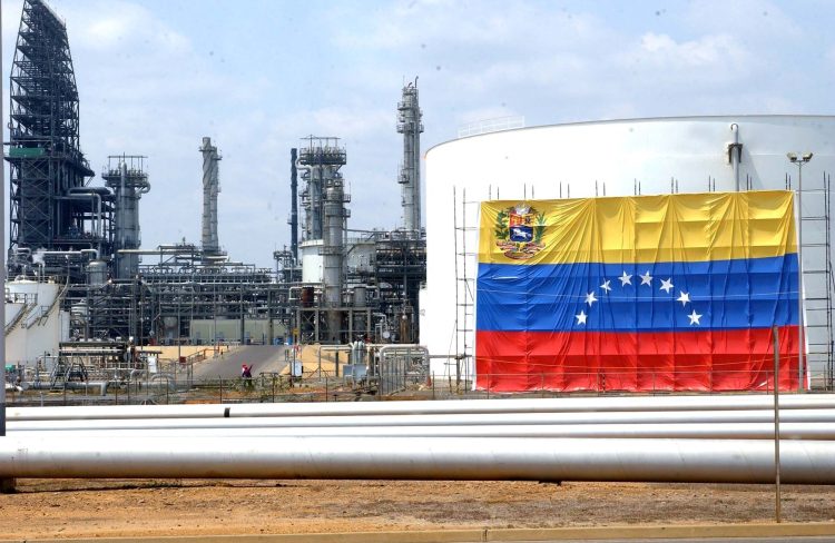 ¡Venezuela planea aumentar su producción de petróleo a esta cantidad!