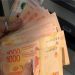 Argentina pretende reducir a la mitad el valor de su moneda