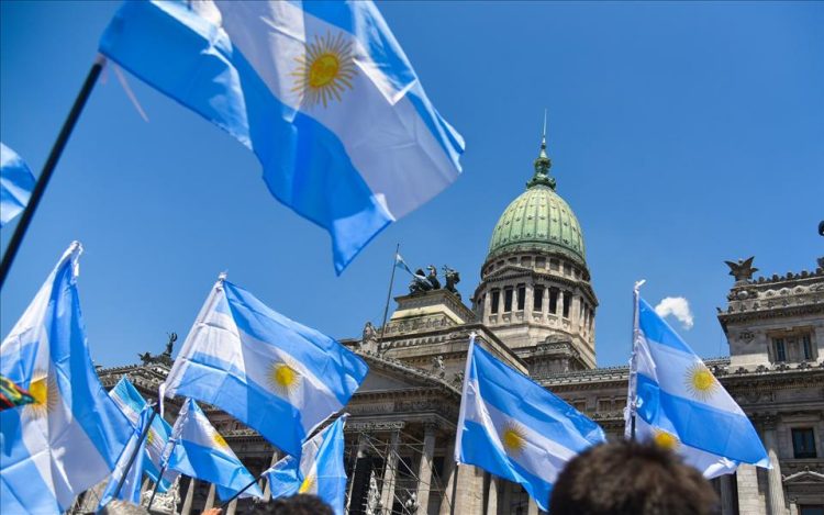 JPMorgan: Inflación en Argentina podría terminar el año en 210%
