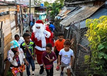 Crisis económica impulsa innovación en busca de regalos de Navidad en Cuba