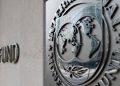 El FMI recorta el pronóstico de crecimiento económico de Argentina en medio del plan de Milei