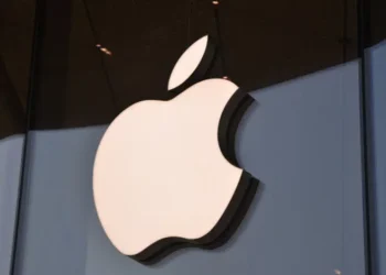 Apple reorganiza sus esfuerzos en el campo de la inteligencia artificial