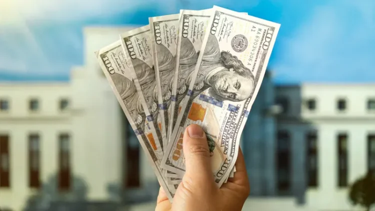 El dólar se encamina a una segunda semana de ganancias a medida que se desvanecen las expectativas de recorte de tipos de interés