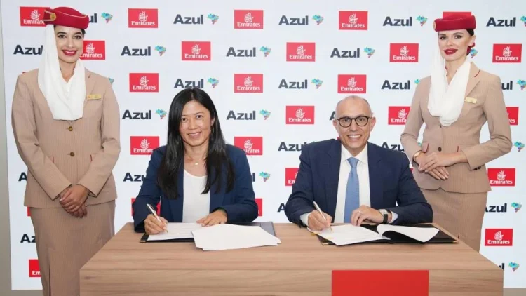 Emirates Airlines y Azul Brazil Airlines amplían su asociación para ofrecer beneficios de fidelidad