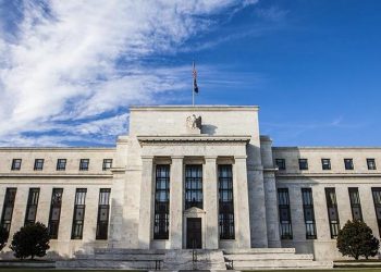 El Wall Street Journal informa que el respaldo a la economía y las tasas de interés han provocado pérdidas de 114.3 mil millones de dólares al Banco Federal de Estados Unidos.