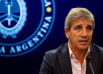 El fracaso del proyecto de ley ómnibus en el Congreso plantea interrogantes sobre el programa económico de Argentina