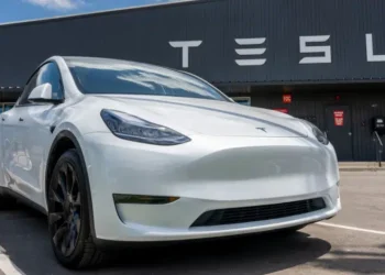 Tesla mejora las capacidades del Model Y frente a la competencia con BYD