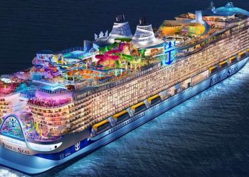 Por qué el crucero más grande del mundo no transitará por el Canal de Panamá