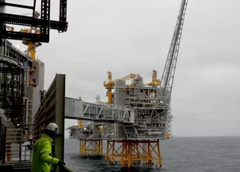 Los precios del petróleo superan los 80 dólares por barril por primera vez desde principios de febrero