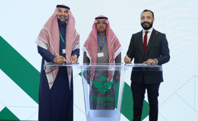 El fabricante brasileño de aviones Embraer firma un memorando de entendimiento con la empresa saudí Saudia Technic