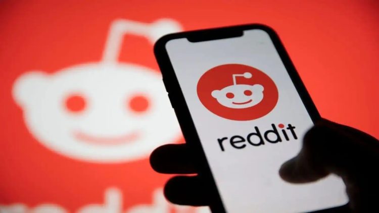 Reddit valora la oferta pública inicial en el extremo superior, enfrenta desafíos a pesar de la base de usuarios dominante