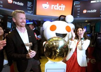 Reddit se dispara un 48% en su debut en la Bolsa de Valores de Nueva York