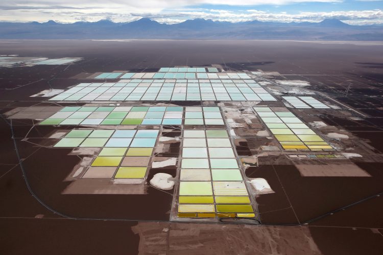 La minera chilena de litio SQM cierra un acuerdo de suministro a largo plazo con Hyundai y Kia