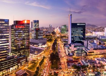 La economía peruana se dispara con un inesperado crecimiento del PIB del 5,28% en abril