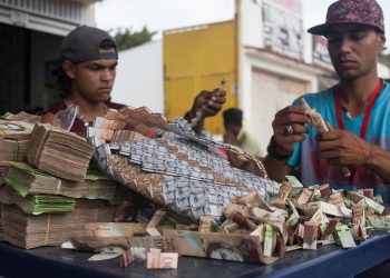 Venezuela alcanza la tasa de inflación más baja en 10 años: 59% antes de las elecciones