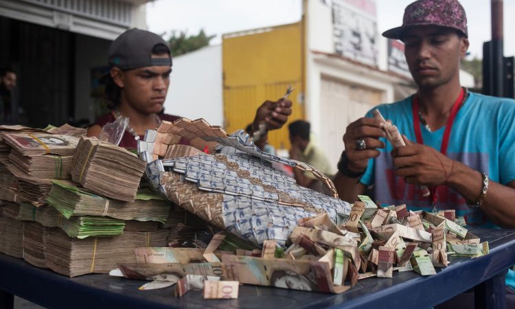 Venezuela alcanza la tasa de inflación más baja en 10 años: 59% antes de las elecciones