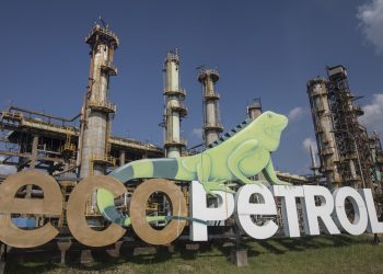 Ecopetrol de Colombia en conversaciones para adquirir una participación de 3.600 millones de dólares en el productor estadounidense de esquisto CrownRock