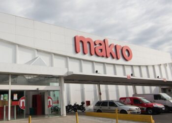 Makro enfrenta su salida de Argentina en medio de la recesión económica
