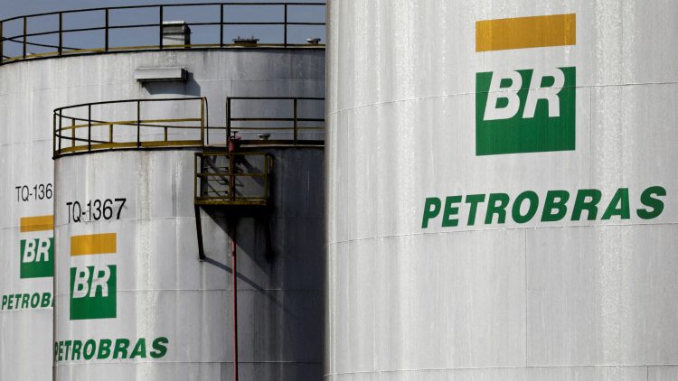 Petrobras se Asocia para Participar en la Licitación de la Participación en el Prospecto de Petróleo Mopane de Galp Energia