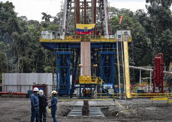 Ecuador begins dismantling oil operations in Yasuní National Park amid rising tensions