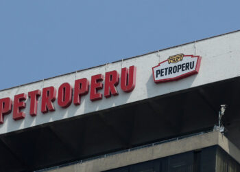 El Gobierno de Perú Interviene para Rescatar a Petroperú con un Paquete Financiero de $1.75 Mil Millones