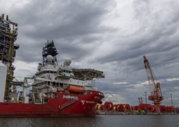 Repsol Asegura Acuerdo para Transbordo de Petróleo en el Creciente Mercado Energético de Brasil