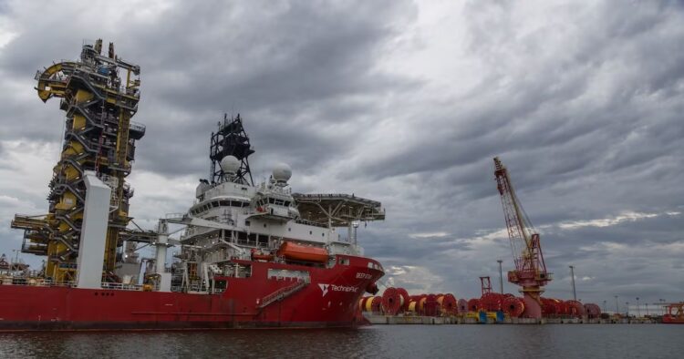 Repsol Asegura Acuerdo para Transbordo de Petróleo en el Creciente Mercado Energético de Brasil