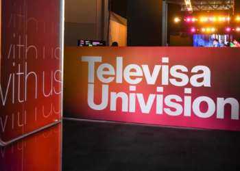 TelevisaUnivision Nombra a Daniel Alegre como CEO en Medio de Desafíos Financieros
