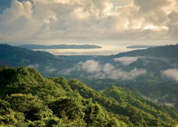El Salvador cierra acuerdo de conversión de deuda por naturaleza de $1,000 millones con JPMorgan
