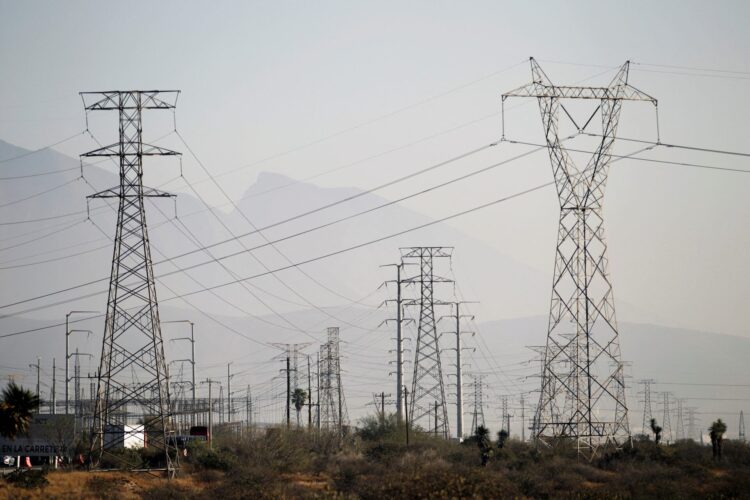 México planea aumentar la inversión privada en el sector energético para alcanzar sus objetivos de energía limpia